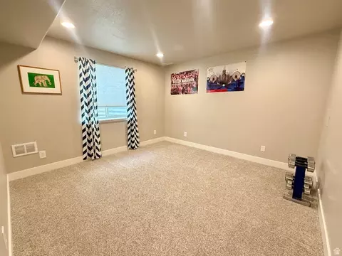 Bedroom - 522 N 800 E, Hyde Park, UT 84318 photo 1 of 8