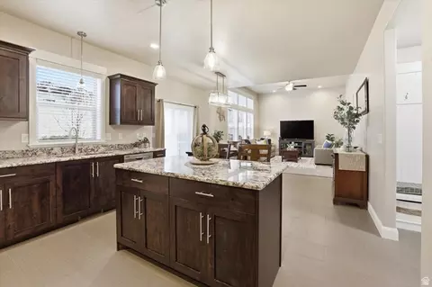 Kitchen - 522 N 800 E, Hyde Park, UT 84318 photo 5 of 8