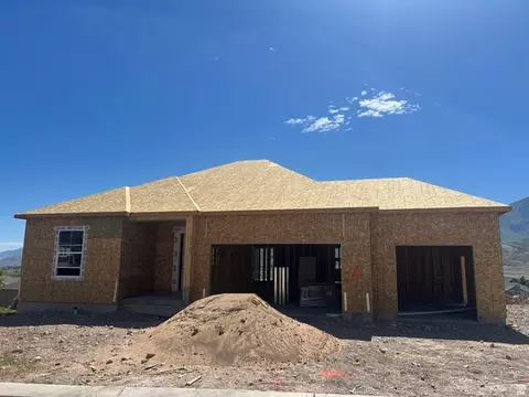 895 Crest Dale Ln S, Santaquin, UT 84655