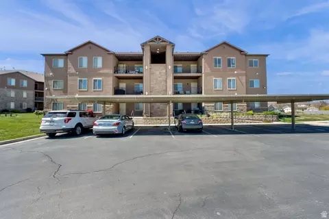 8215 N Clear Rock Rd #12, Eagle Mountain, UT 84005