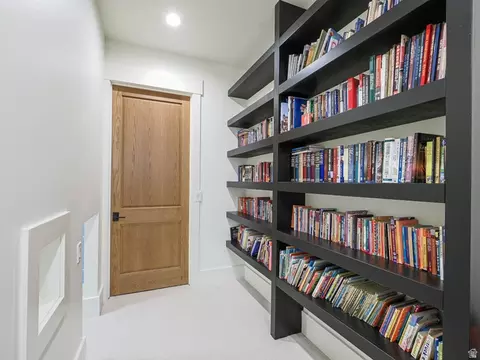 Entry Way - 3167 S Mapleton Estates Dr E, Mapleton, UT 84664 photo 3 of 3