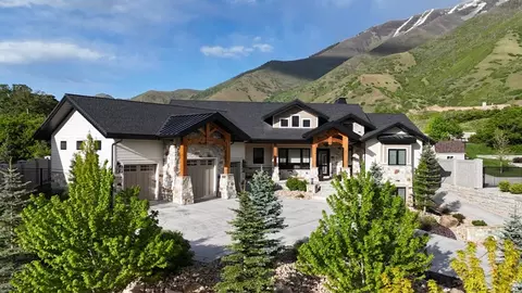 Exterior - 3167 S Mapleton Estates Dr E, Mapleton, UT 84664 photo 5 of 6