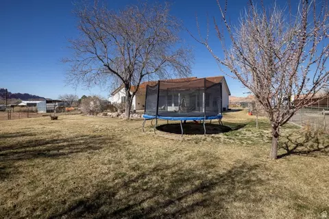 3492 E Kerby Ln, Moab, UT 84532 photo 14