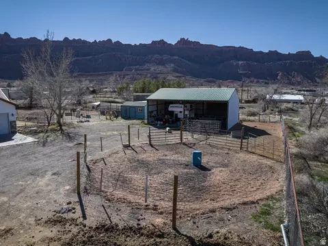 3492 E Kerby Ln, Moab, UT 84532 photo 3