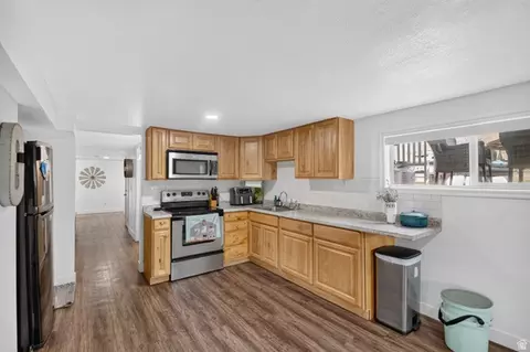 Kitchen - 315 E Jensen Ln E, Sterling, UT 84665 photo 6 of 10
