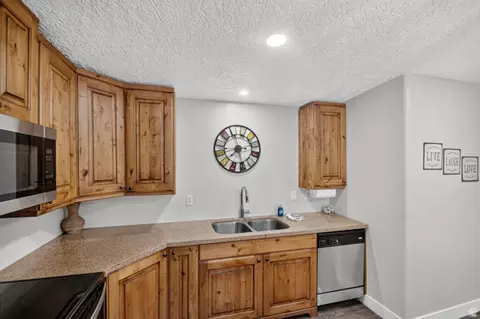 Kitchen - 315 E Jensen Ln E, Sterling, UT 84665 photo 4 of 10