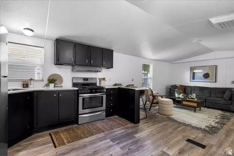48 E Apollo Way S #48, Sandy, UT 84070 photo 4