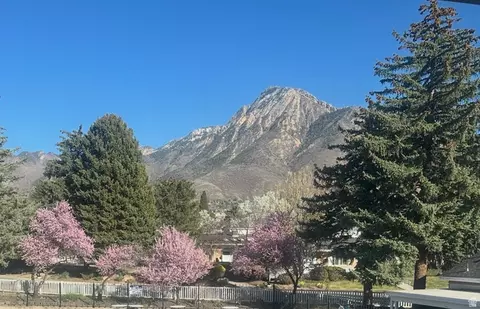 2223 E Carriage Ln #48, Holladay, UT 84117