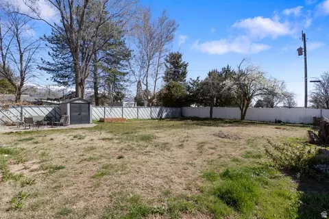 Exterior - 732 E 1000 S, Clearfield, UT 84015 photo 3 of 6