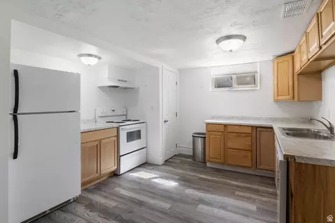 Kitchen - 732 E 1000 S, Clearfield, UT 84015 photo 3 of 3