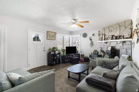 Living - 732 E 1000 S, Clearfield, UT 84015 photo 1 of 4