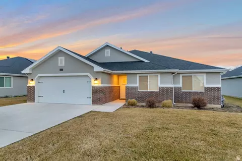 1155 S Grace Way, Layton, UT 84041