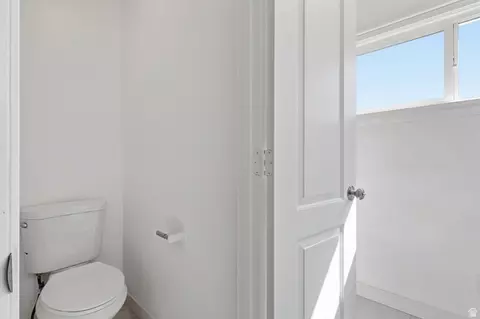 Bath - 776 W 640 N, Orem, UT 84057 photo 1 of 4