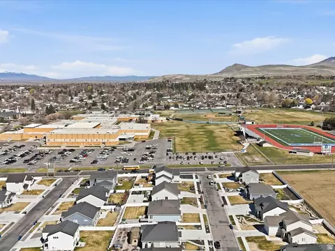 View/Area - 641 S 380 E, Smithfield, UT 84335 photo 10 of 11