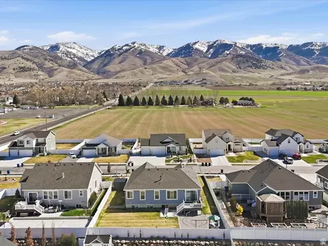 View/Area - 641 S 380 E, Smithfield, UT 84335 photo 4 of 11