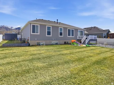 Exterior - 641 S 380 E, Smithfield, UT 84335 photo 10 of 13