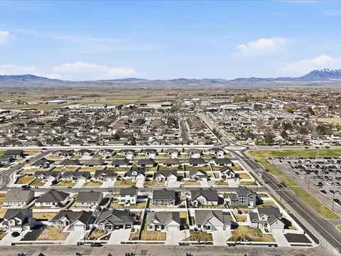View/Area - 641 S 380 E, Smithfield, UT 84335 photo 7 of 11