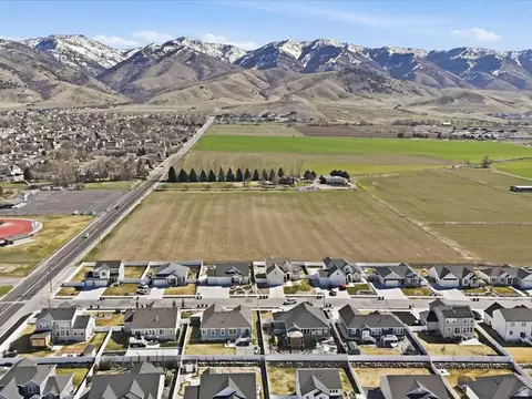 View/Area - 641 S 380 E, Smithfield, UT 84335 photo 9 of 11