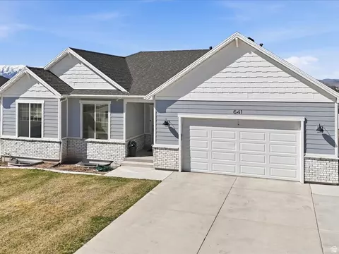 Exterior - 641 S 380 E, Smithfield, UT 84335 photo 7 of 13