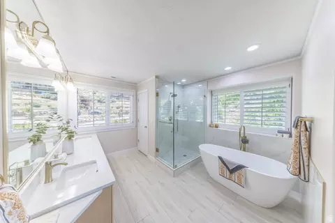 Bath - 144 S Bountiful Blvd E, Bountiful, UT 84010 photo 1 of 3