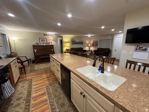 Kitchen - 655 N 8th E, Preston, ID 83263 photo 3 of 5