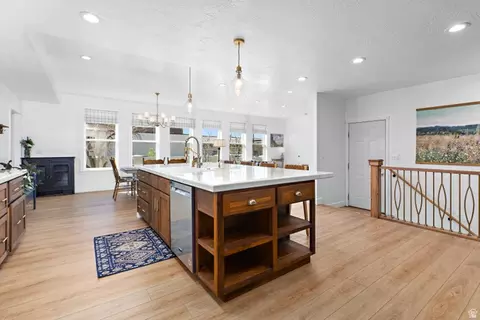 Kitchen - 645 W 920 N, Orem, UT 84057 photo 6 of 9