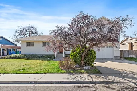 Exterior - 645 W 920 N, Orem, UT 84057 photo 2 of 6