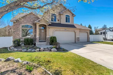 10289 S Locust Ridge Ct W, South Jordan, UT 84009