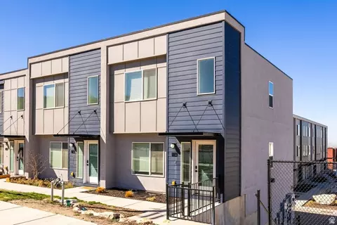 620 N Orchard Dr #18, North Salt Lake, UT 84054