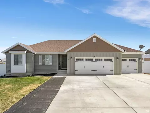 573 S Maxwell Dr W, Grantsville, UT 84029
