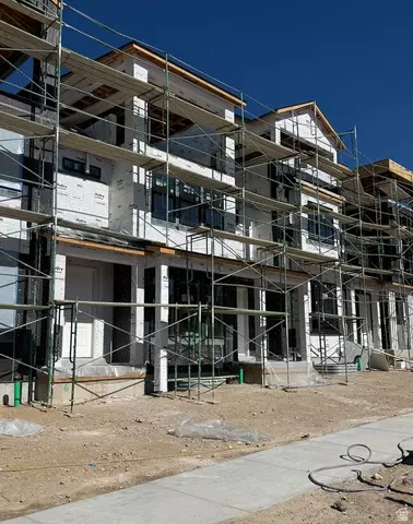 2992 W Windscape Dr #7, Lehi, UT 84048