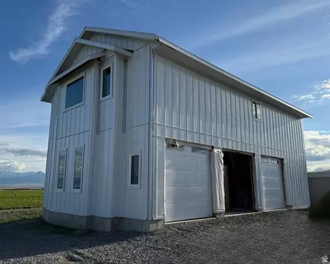 1445 S 800 E, Trenton, UT 84338