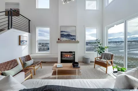 7554 S Clipper Hill Rd W #306, West Jordan, UT 84081