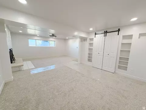 Living - 610 Meadowlark Ln, Bountiful, UT 84010 photo 7 of 10