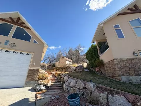 Exterior - 610 Meadowlark Ln, Bountiful, UT 84010 photo 9 of 16