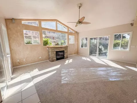 Living - 610 Meadowlark Ln, Bountiful, UT 84010 photo 10 of 10