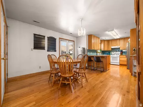 Dining - 598 W 1600 N, Mapleton, UT 84664 photo 1 of 2
