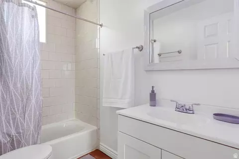 Bath - 1060 E Sullivan Rd, Ogden, UT 84403 photo 1 of 2