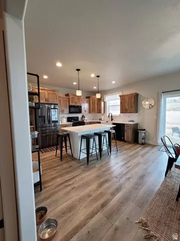 Kitchen - 3373 E Wheat Ln, Eagle Mountain, UT 84005 photo 2 of 2