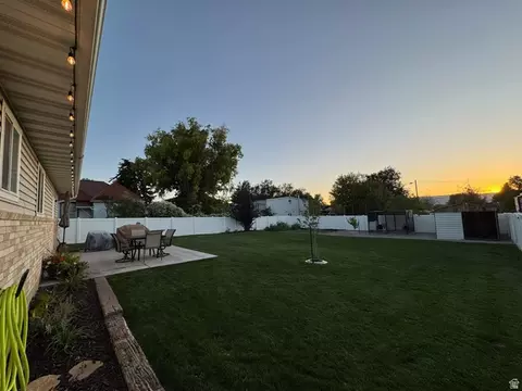 Exterior - 246 S 200 E, Mount Pleasant, UT 84647 photo 9 of 10