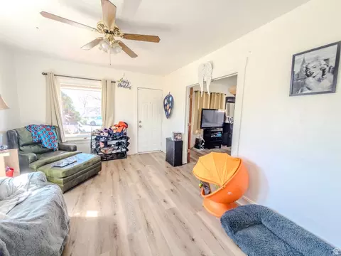 Living - 625 S 200 E, Springville, UT 84663 photo 4 of 8