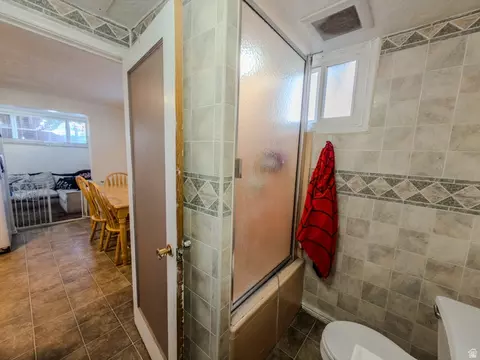Bath - 625 S 200 E, Springville, UT 84663 photo 2 of 6