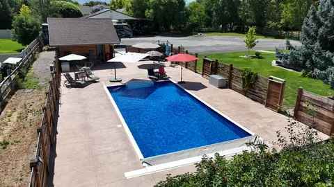 1413 W Webb Ln, Kaysville, UT 84037
