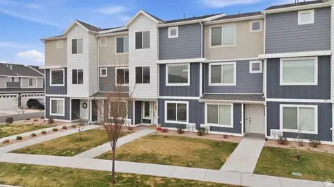 1114 E Yard Row, Saratoga Springs, UT 84045