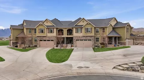4035 E Oakland Hills Dr, Eagle Mountain, UT 84005