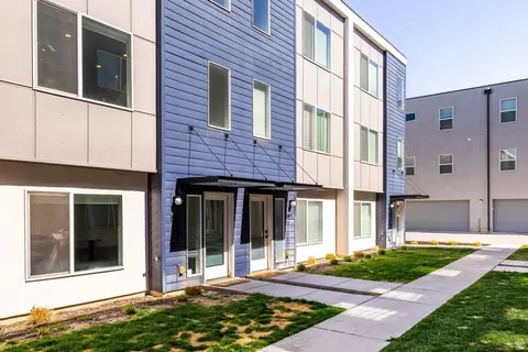 620 N Orchard Dr #30, North Salt Lake, UT 84054
