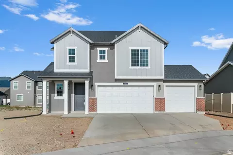 962 N Piccadilly Ct, North Salt Lake, UT 84054