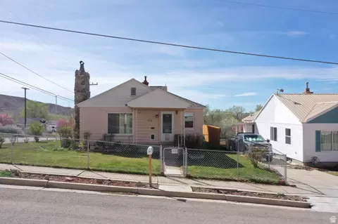 156 D St, Helper, UT 84526