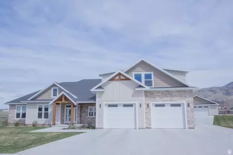 151 W 525 N, Hyde Park, UT 84318