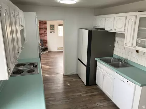 Kitchen - 155 N 100 W, Saint Charles, ID 83272 photo 2 of 3
